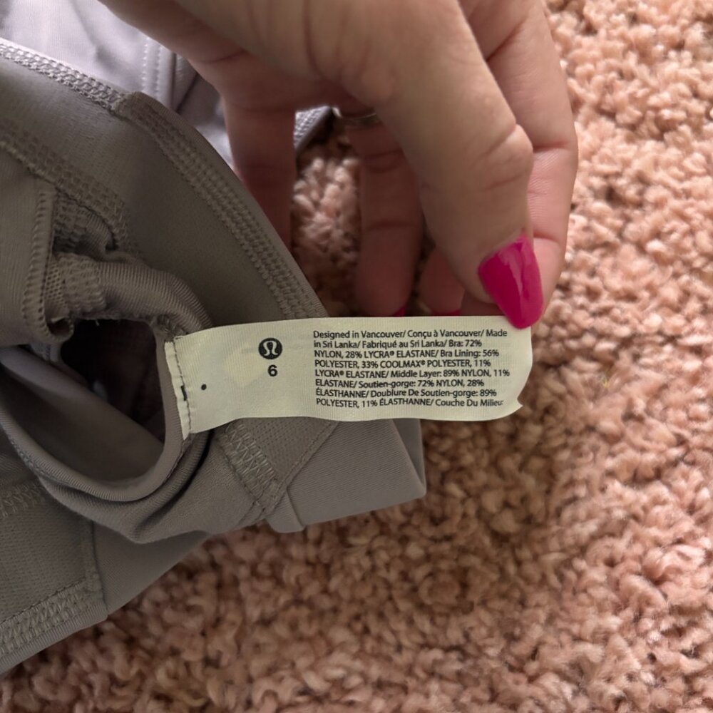 Lululemon NWT Tough Train High Neck Bra Mauve Grey / Light Sage Womens Size 6 - Picture 9 of 10
